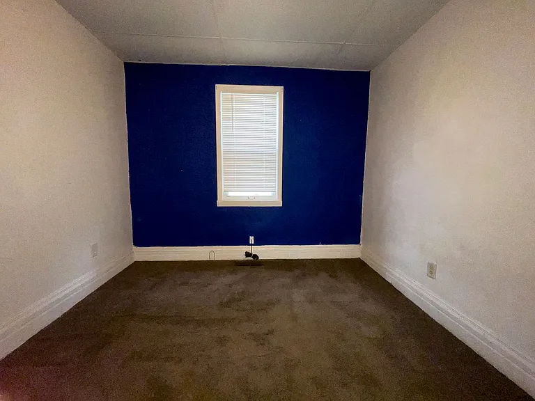 912 S Penn St — Photo 12