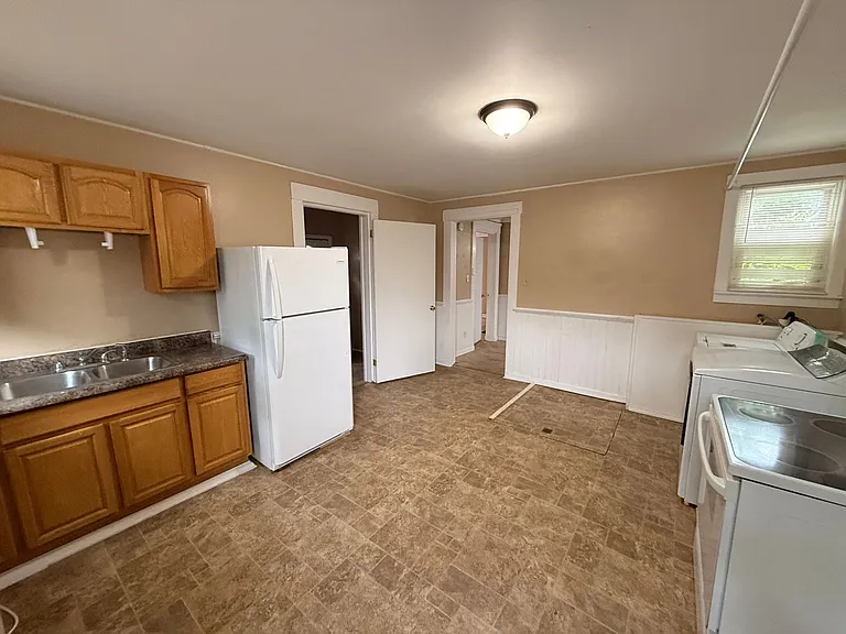 1321 Rufer Ave #2 — Photo 15