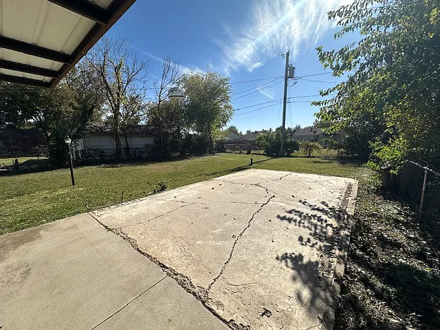314 E Ercoupe Dr — Photo 15