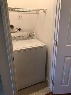 Sold by Momentum Real Estate LLC | media 2