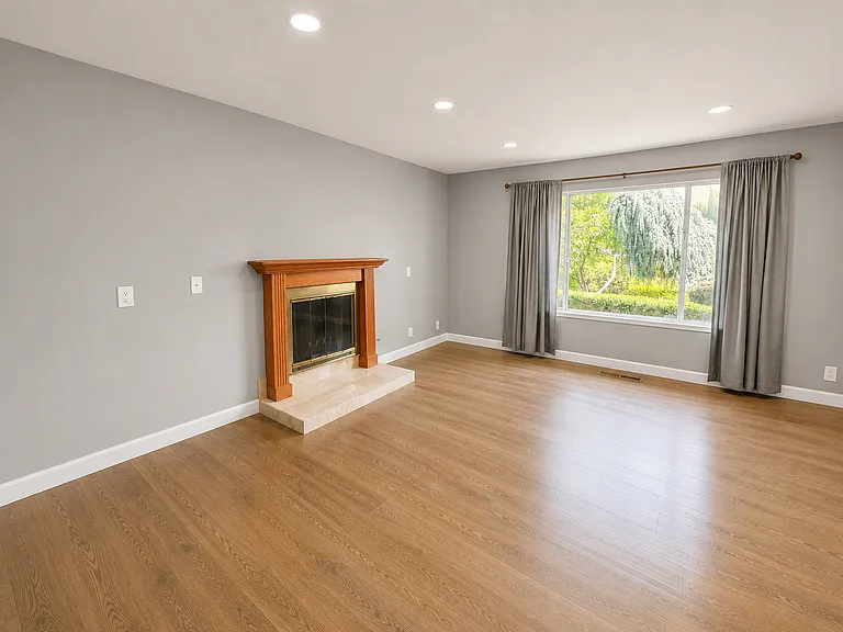 270 McDuff Ave — Photo 4