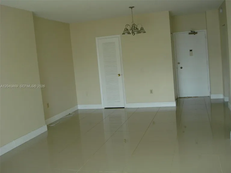 1965 S Ocean Dr #10P — Photo 1