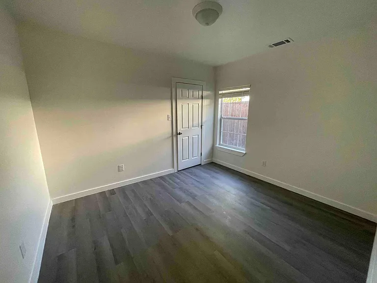 461 Hillcrest Cir — Photo 11