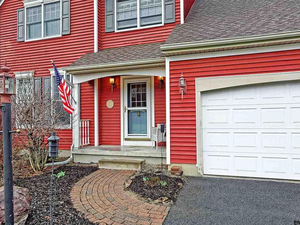 2nd image of 6 Lupine Dr