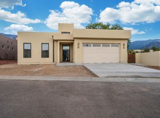 1900 Red Rada Pl NE, Albuquerque, NM 87122