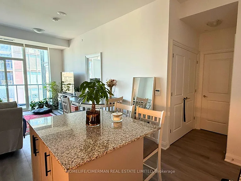 10 Gatineau Dr #1604 — Photo 24