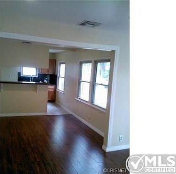 2nd image of 8147 Wakefield Ave
