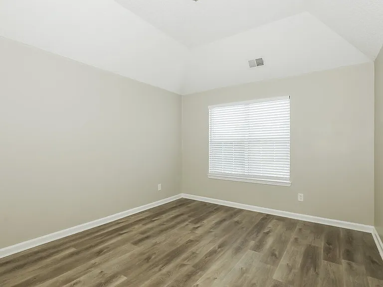 3948 English Valley Dr — Photo 14