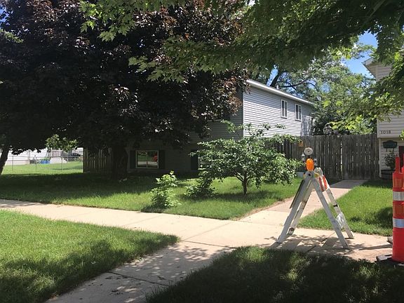 2nd image of 1014 13th Ave S