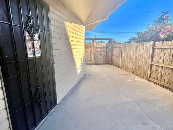 5th image of 5217 Potrero Ave #2