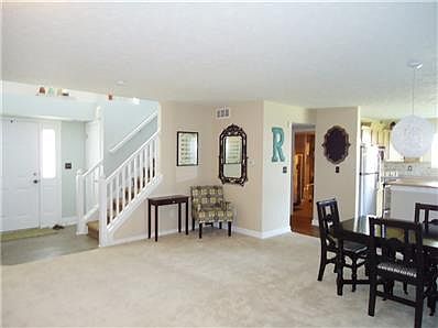 5th image of 2645 Bluewood Way