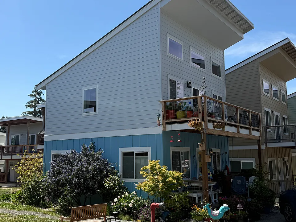 603 Finnegan Way