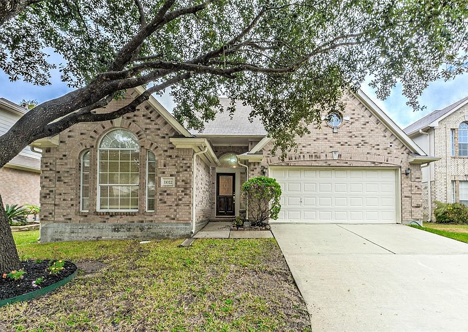 1st image of 11022 Creekline Green Ct