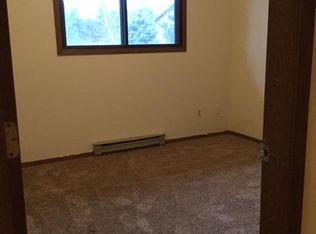 2721 Nelson Dr APT 2, Menomonie, WI 54751