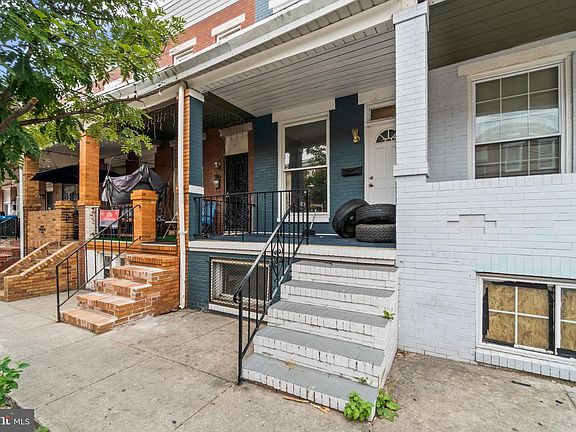 2nd image of 318 N Robinson St