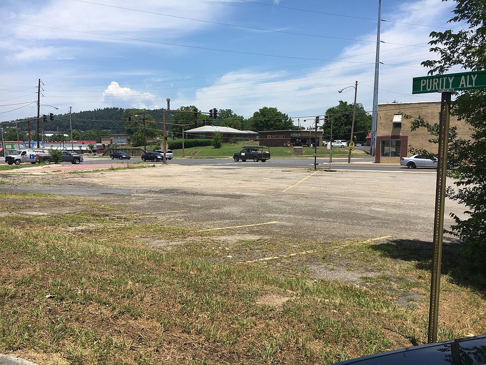 1st image of 1000 Malvern Ave