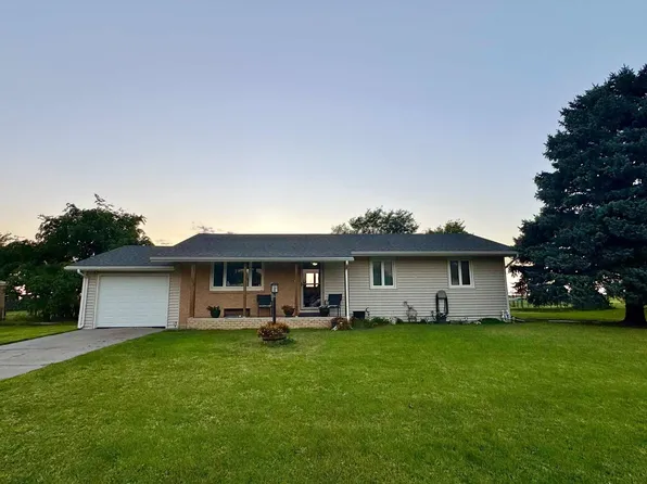 307 Cypress St, Minneola, KS 67865