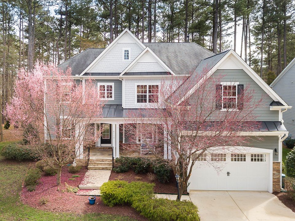 FRONT OF THE HOUSE