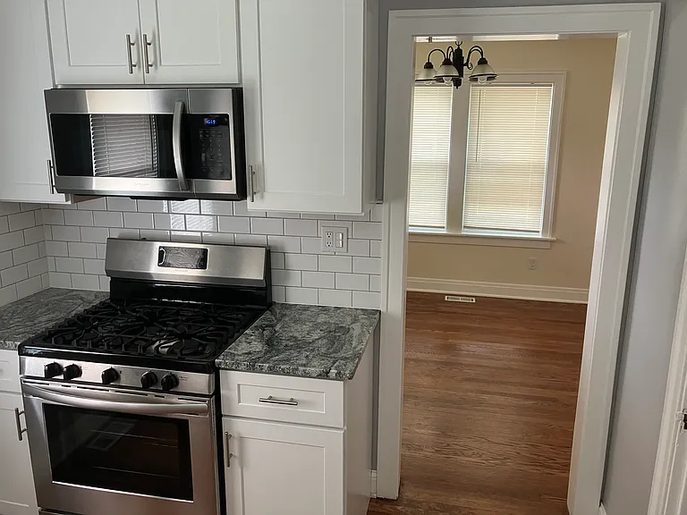 101 N Westmore Ave — Photo 6