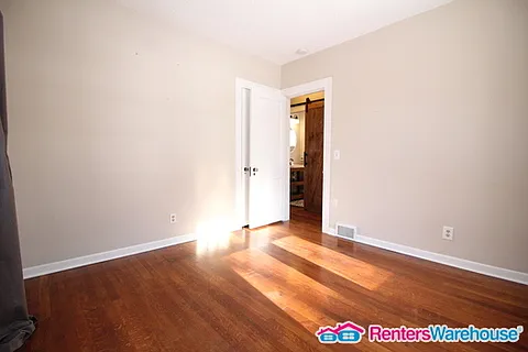 3724 University Ave — Photo 12