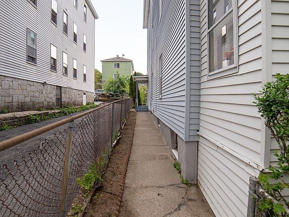 4th image of 5 Suffield St