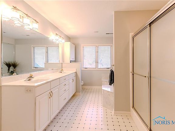 3rd image of 1223 Timberbrook Ct