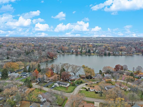 5th image of 926 Lucerne Ct