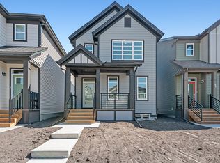 67 Walcrest Row SE, Calgary, AB T2X4L6