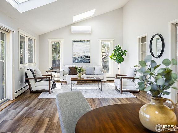 4th image of 74 Sky Trail Rd