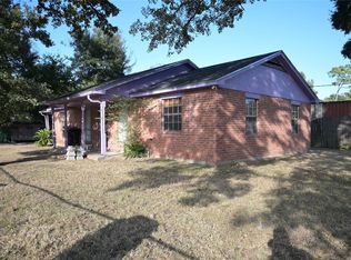 10204 Peachtree St, Houston, TX 77016