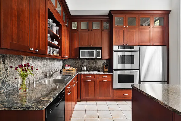 Sold by Compass | media 7