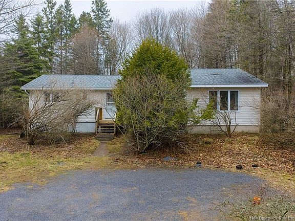 2nd image of 9 Clark Rd