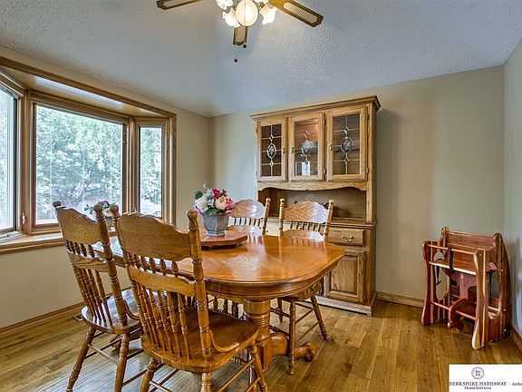 5th image of 3739 Schuemann Dr