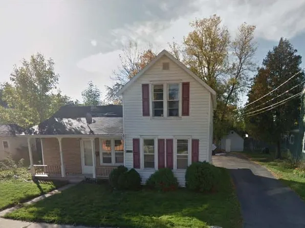 413 Green St, Neenah, WI 54956