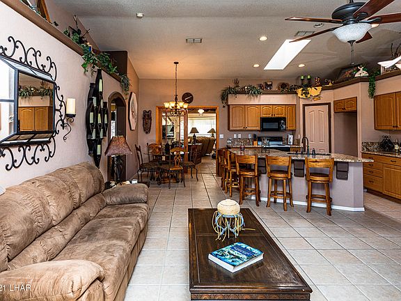 5th image of 1570 Neptune Dr