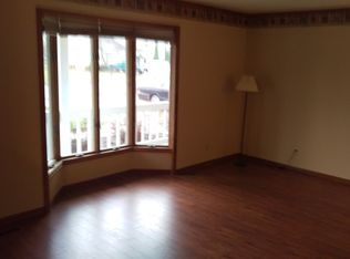 9418 Deer Trl, Fort Wayne, IN 46804