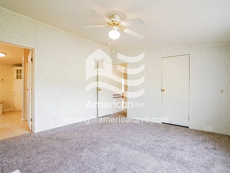 23451_010_main_bedroom_13643485.jpg