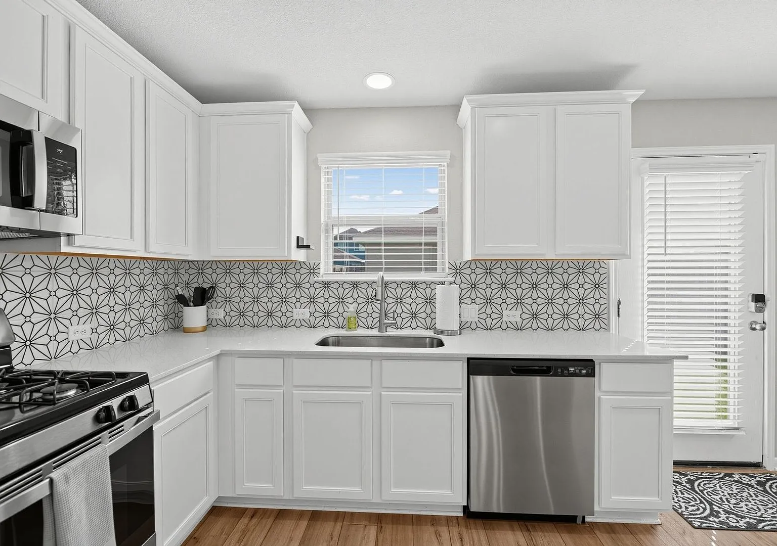 Charming 3BR House in San Marcos — Photo 3