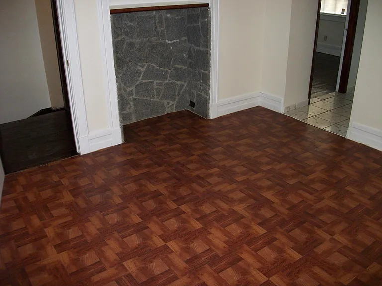 371 Dover St — Photo 14