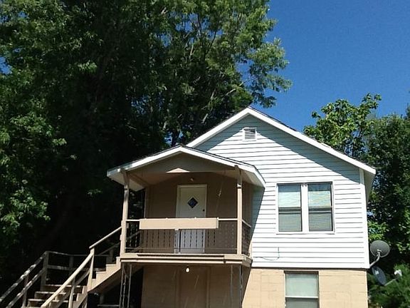 2nd image of 616 1/2 S Perdue Ave
