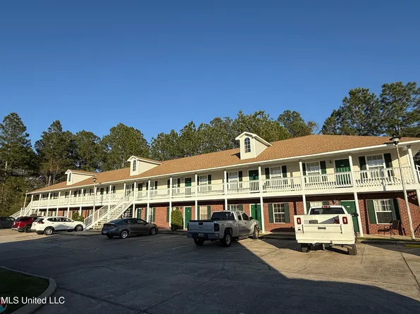 5080 Gautier Vancleave Road, Gautier, MS 39553