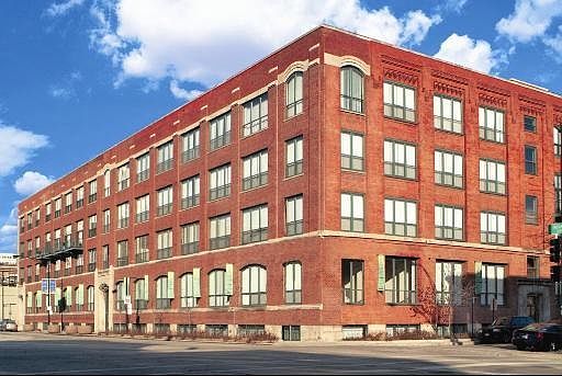 1st image of 1727 S Indiana Ave APT 411