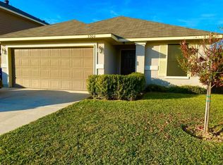 3304 Armando Pena Dr, Laredo, TX 78046