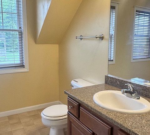 4th image of 816 Tory Pines Rd #1B