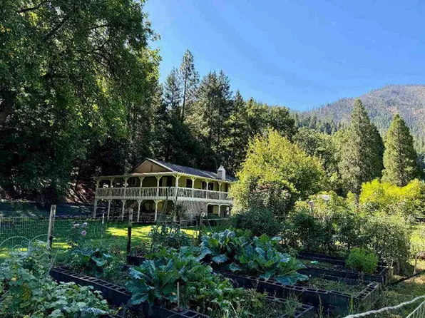 36129 State Highway 96, Klamath River, CA 96050