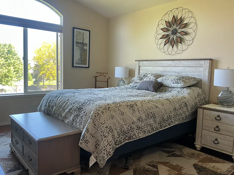 811 Canyon Park Ave — Photo 10