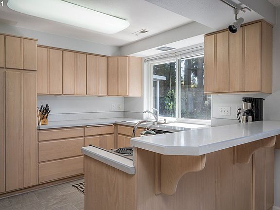 2nd image of 8713 NE 12th St