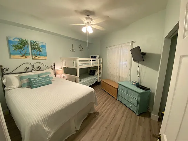 2 bed, 1158 sqft, $3,300 — Photo 2