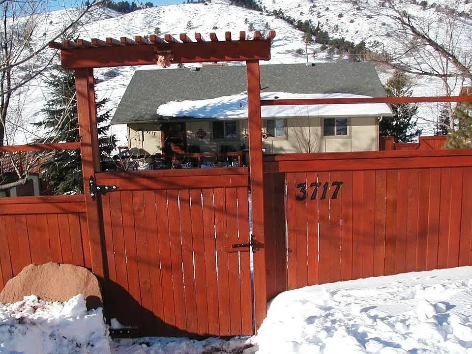 3717 Soderburg Dr — Photo 2