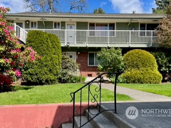 901 N Forest Street #143, Bellingham, WA 98225